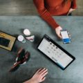 Отслеживайте продажи более эффективно с помощью Facebook Offline Conversions